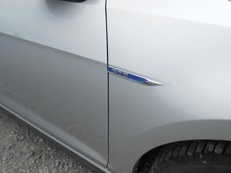 Volkswagen Golf GTE,PLUG-inHybrid,72TKm! - fotka 13 z 40