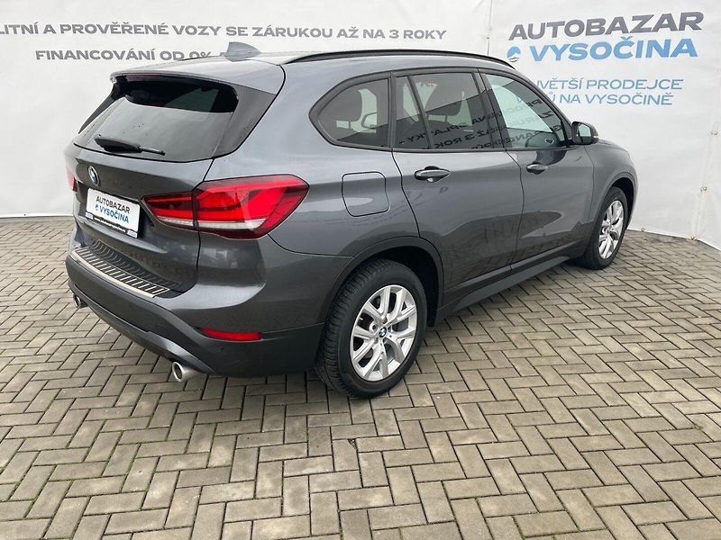 BMW X1 (2021) 20d xDrive 140kW! M Sport - fotka 4 z 41