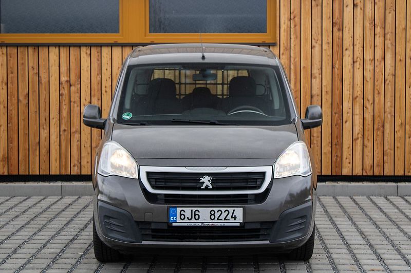 Peugeot Partner Tepee - fotka 2 z 28