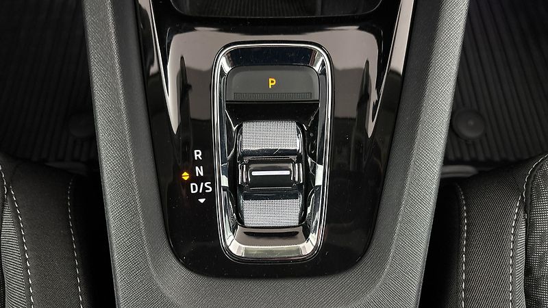Škoda Octavia 2.0 TDI DSG Style Combi - fotka 22 z 25