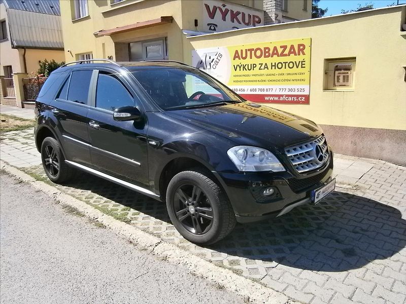 Mercedes-Benz Třídy M 3,5 350 4-MATIC 164 - fotka 1 z 14