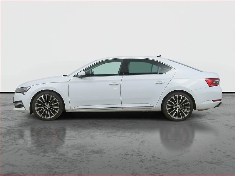 Škoda Superb (2022) Laurin&Klement 2.0 TSI - fotka 3 z 17