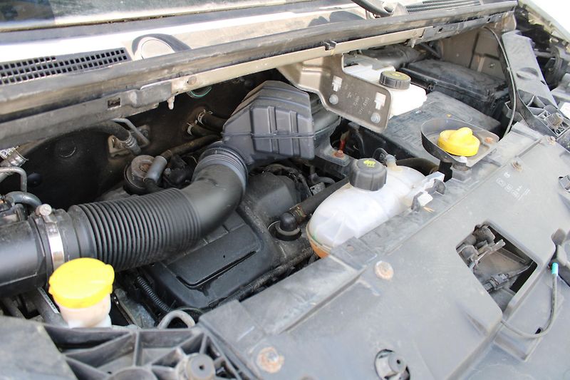 Renault Trafic 1.6DCI L2H1 9.míst+klima 85kw - fotka 18 z 18