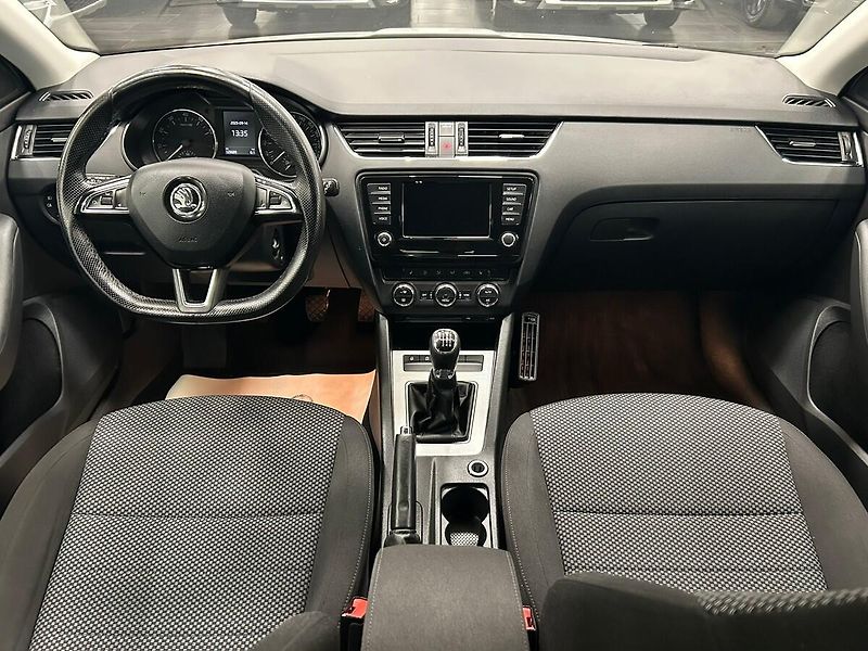 Škoda Octavia (2018) 1.4 G-Tec Ambition 2018 | Záru - fotka 36 z 71