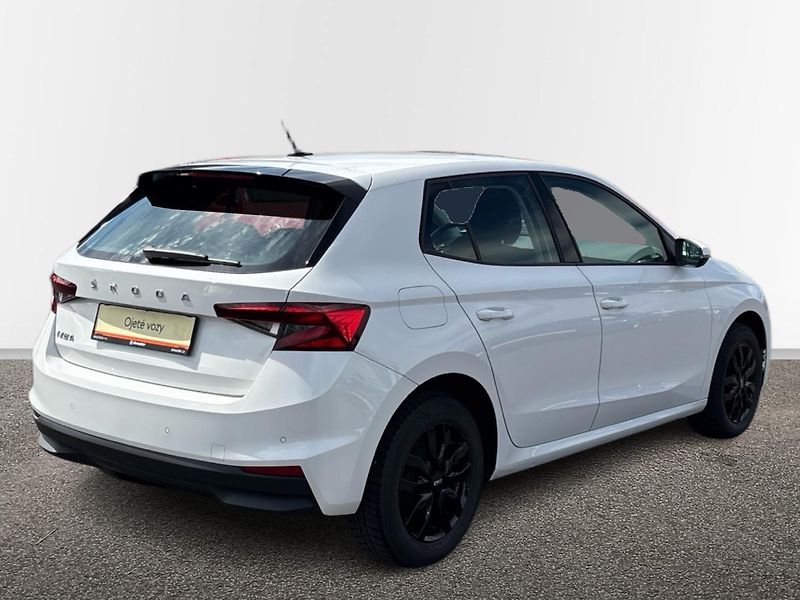 Škoda Fabia Ambition - fotka 2 z 28