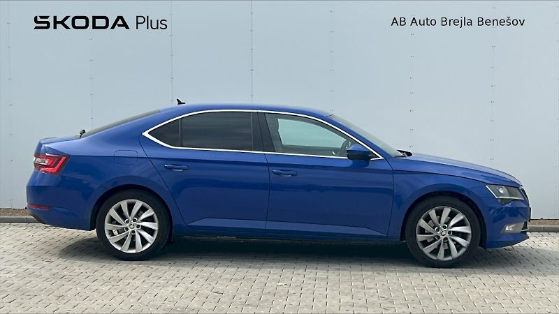Škoda Superb (2018) 4X4GRT STY TD 140/2.0 A7F - fotka 7 z 30