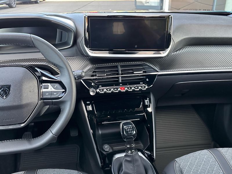 Peugeot 2008 ALLURE - fotka 12 z 28