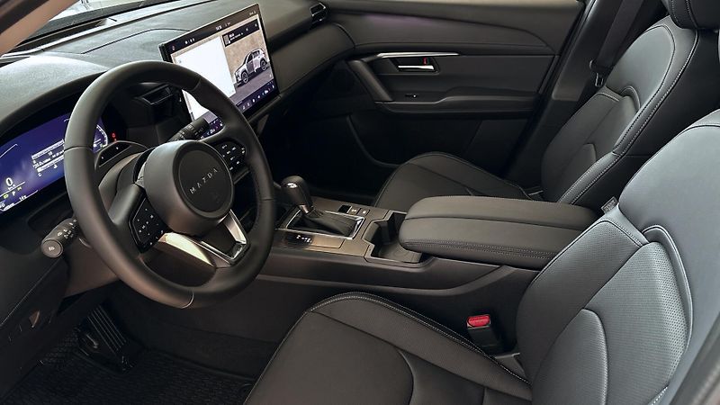 Mazda CX-5 (2026) 2.5 AWD Homura ČERNÁ KŮŽE - fotka 6 z 15