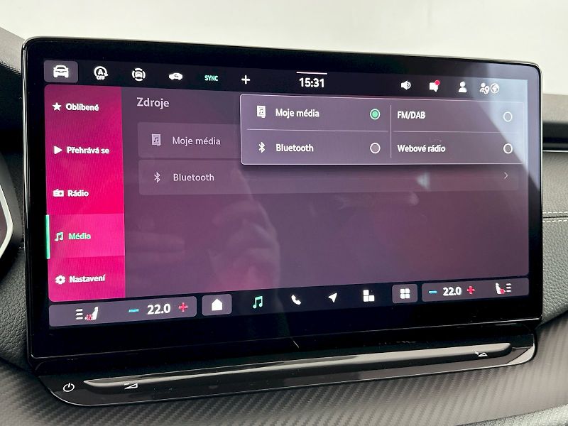 Škoda Octavia (2025) Combi DSG 2.0TDI 110kW SportLi - fotka 18 z 33