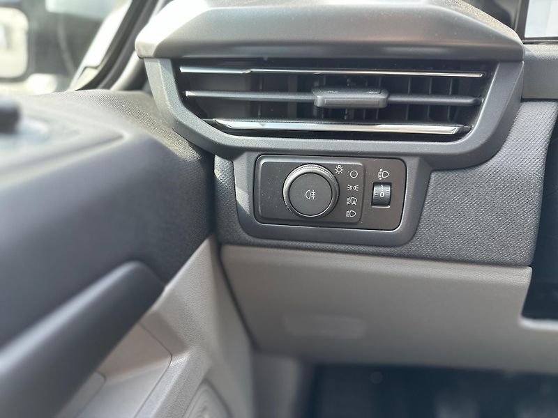 Ford Tourneo Custom (2026) DUNCAN 500-NOVÉ-WEBASTO-LED- - fotka 20 z 39