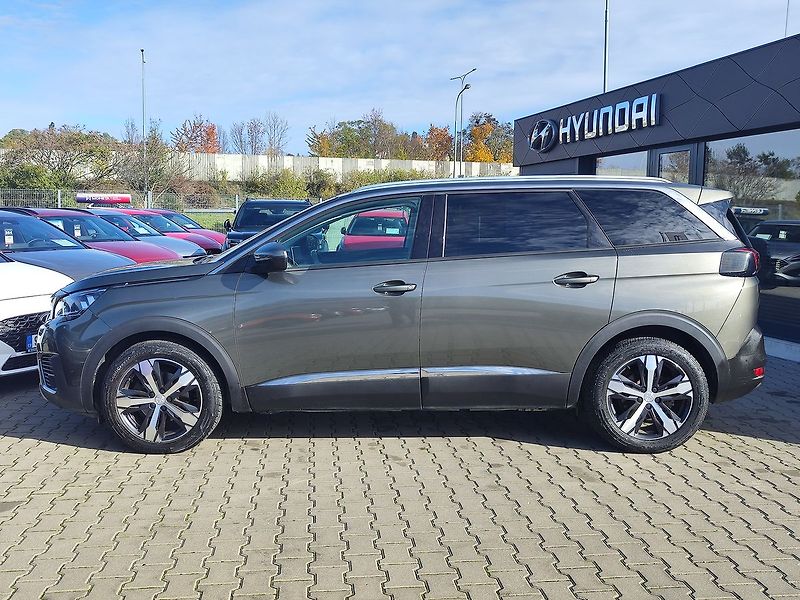 Peugeot 5008 1.2 PureTech/96kW Allure AT - fotka 8 z 34