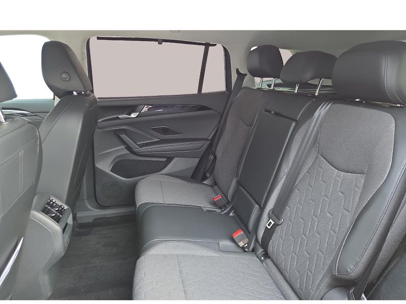 Volkswagen Tayron People 1,5 eTSI 110 kW mHEV - fotka 12 z 29