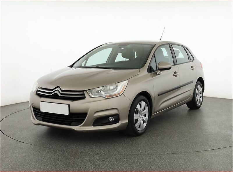 Citroën C4 (2013) 1.6 HDi, Serv.kniha, po STK - fotka 2 z 15