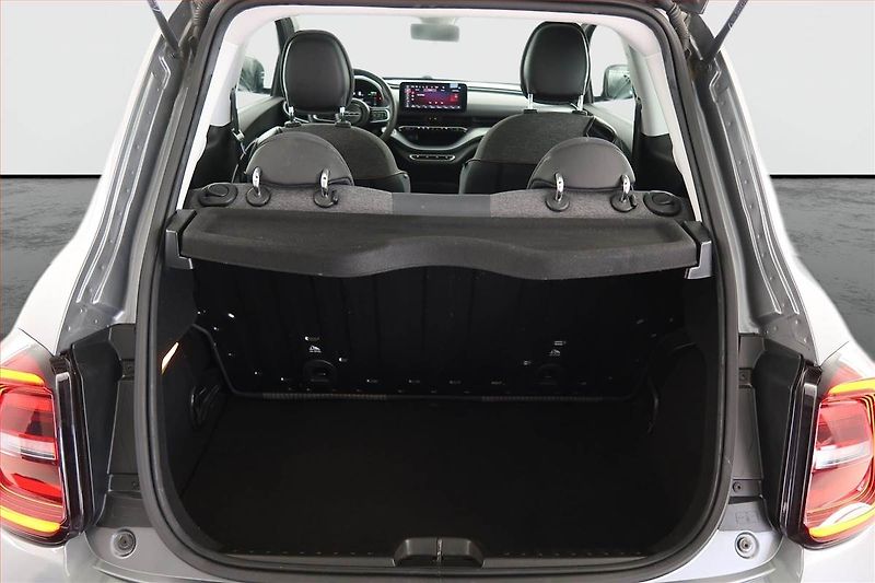 Fiat 500e (2021) 42 kWh, SoH 91%, Automat - fotka 14 z 22