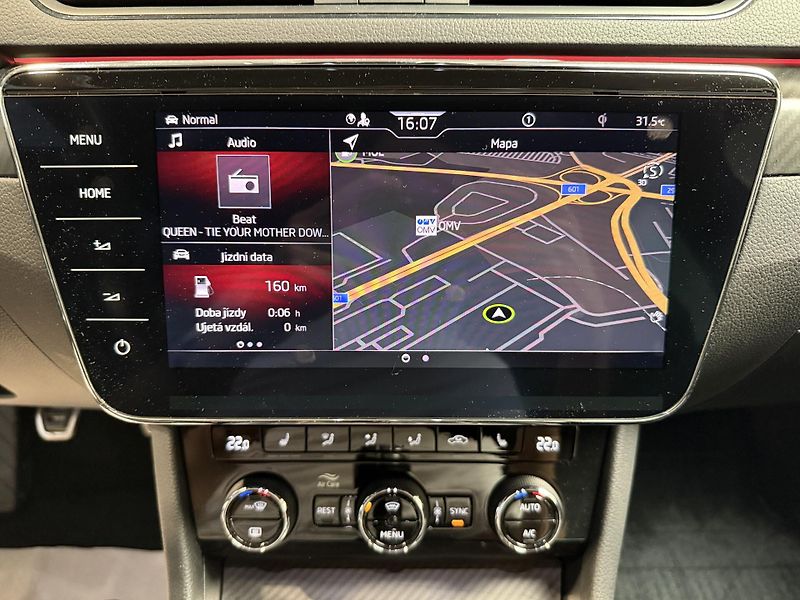 Škoda Superb 2.0 TDI 110kW SportLine - fotka 7 z 15