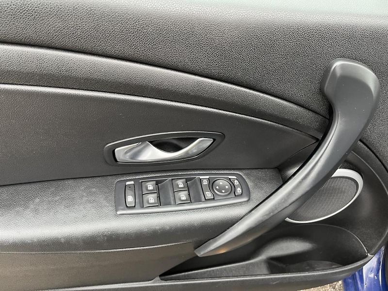 Renault Mégane 1.9DCI - fotka 12 z 21
