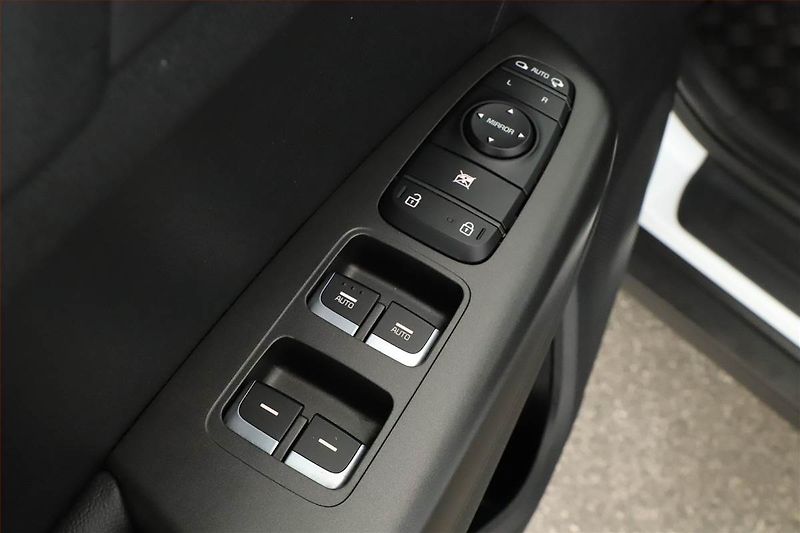 Kia Sportage (2019) 1.6 GDI, Navi, Tempomat - fotka 15 z 17