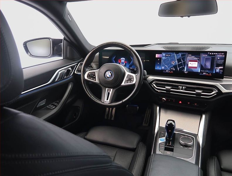 BMW i4 (2022) M50, SoH 88% - fotka 7 z 34