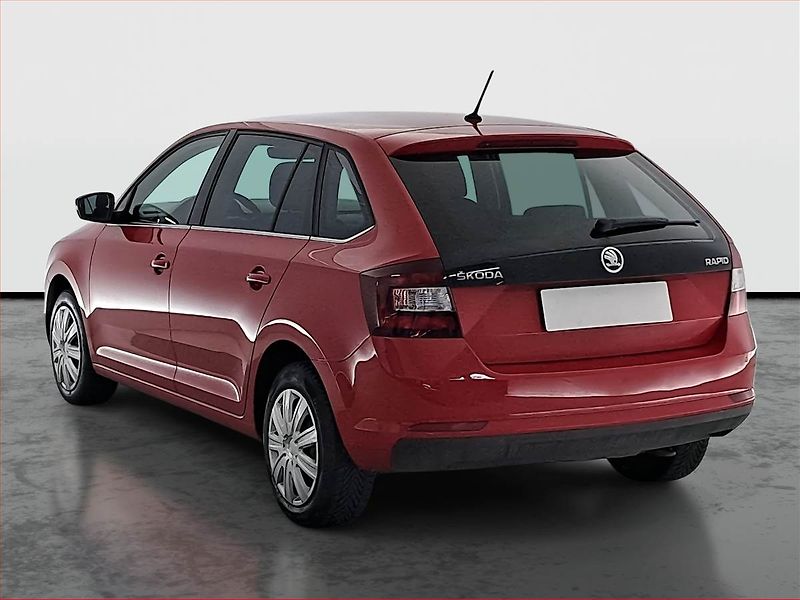 Škoda Rapid (2018) Spaceback 1.0 TSI, Xenony - fotka 4 z 14