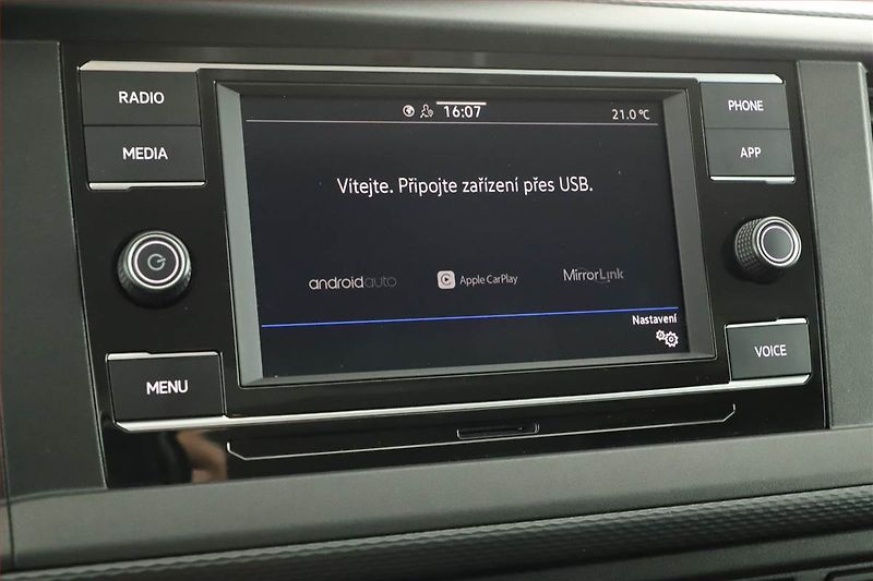 Volkswagen Caravelle (2022) Comfortline 2.0 TDI, ČR, DPH - fotka 14 z 19