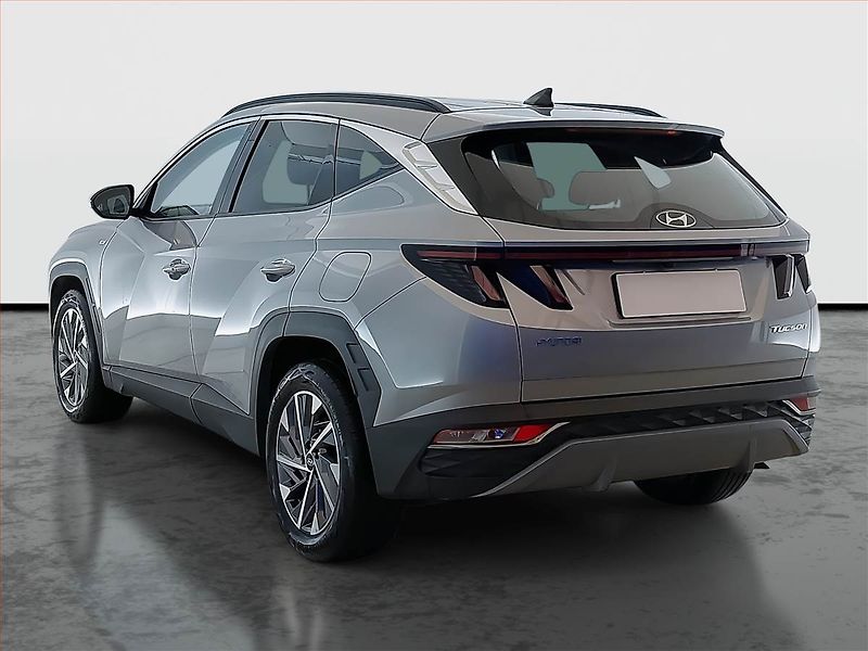 Hyundai Tucson (2023) 1.6 T-GDI 48V MHEV - fotka 4 z 16
