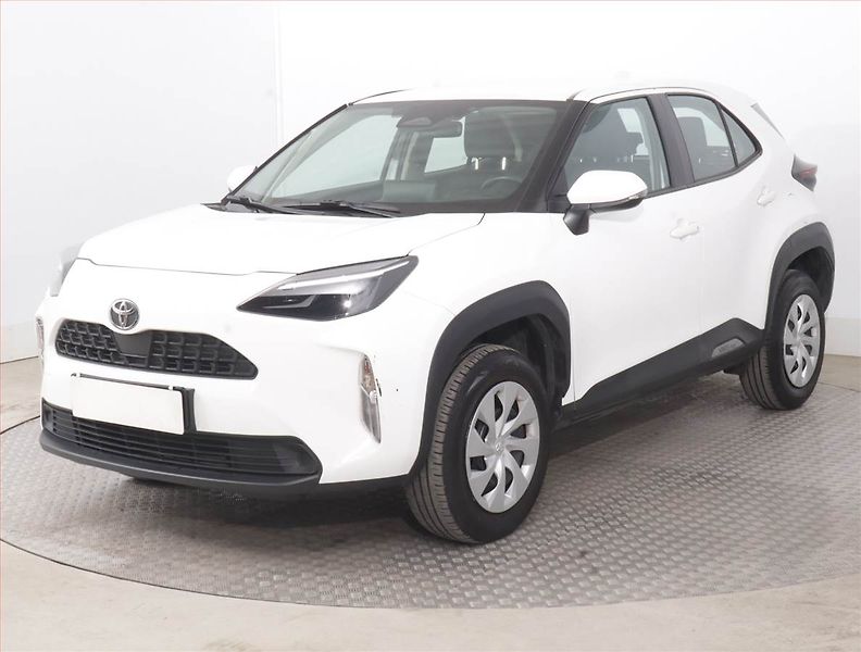 Toyota Yaris Cross (2024) 1.5 VVT-iE - fotka 2 z 16