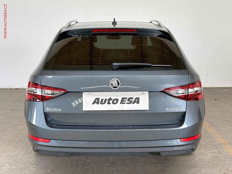Škoda Superb (2019) 1.5TSi, Ambition, DSG, bixen - fotka 5 z 18