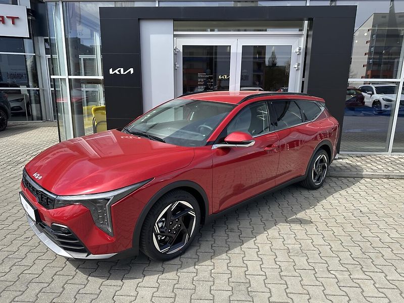 Kia K4 Sportswagon (2026) 1,6 T-GDi 7DCT 110 kW TOP + A1 - fotka 2 z 6