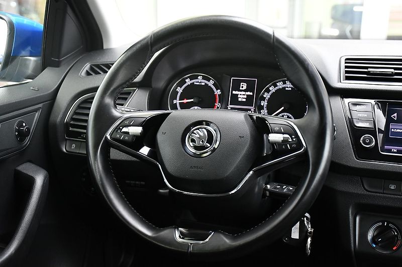 Škoda Fabia 1.0TSi 70kW AMBITION 1M ČR - fotka 6 z 33