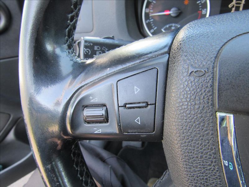 Škoda Octavia 1,6 TDI 77kW Combi - fotka 19 z 27