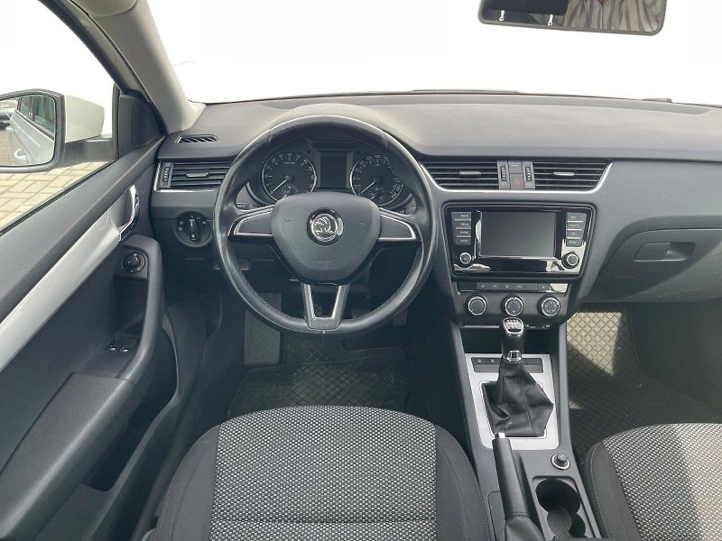 Škoda Octavia (2016) Combi 1,6 TDI / 81 kW Ambition - fotka 6 z 30
