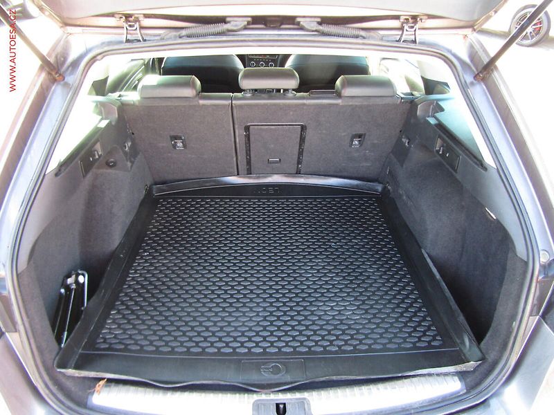 Seat Leon (2016) 2.0 TDi, ČR, servis.kniha - fotka 7 z 22