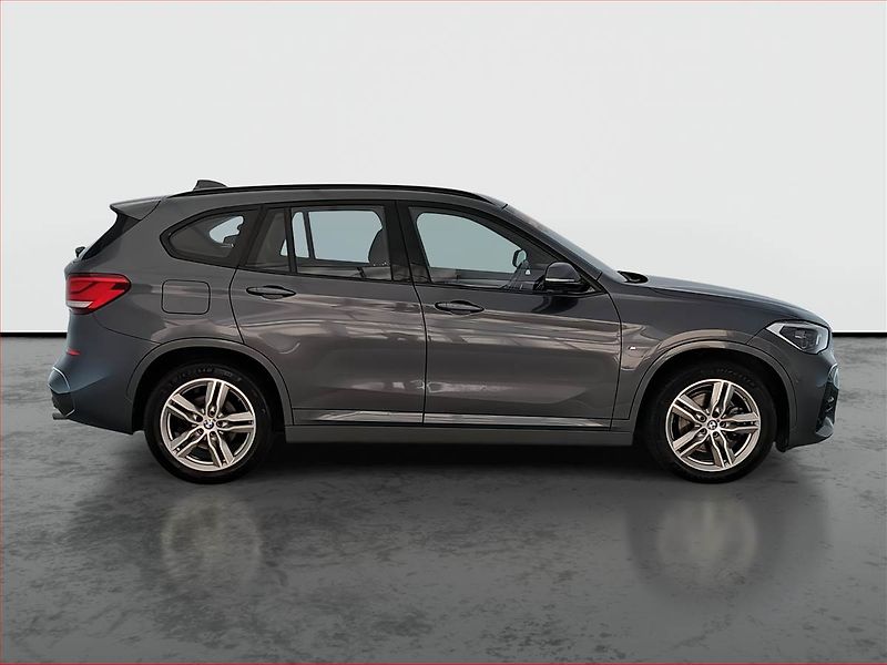 BMW X1 (2019) M Sport xDrive20d - fotka 6 z 16