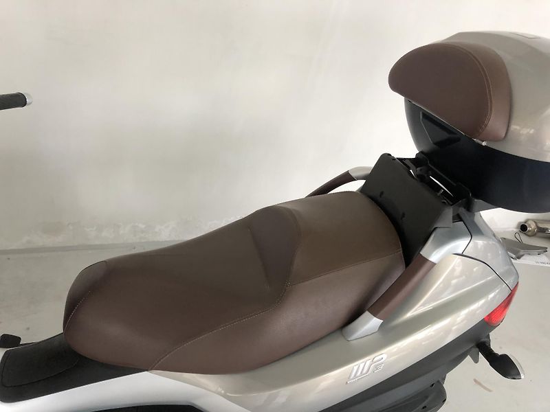 Piaggio MP3 500 LT - fotka 10 z 19