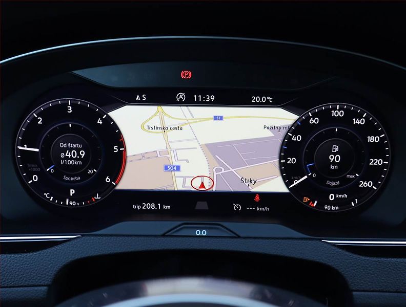 Volkswagen Passat (2018) R-Line 2.0 TDI, Automat, Kůže - fotka 11 z 22