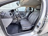 Ford Focus 1,8 TDCi 85kW Ruční ovládání - náhled 12