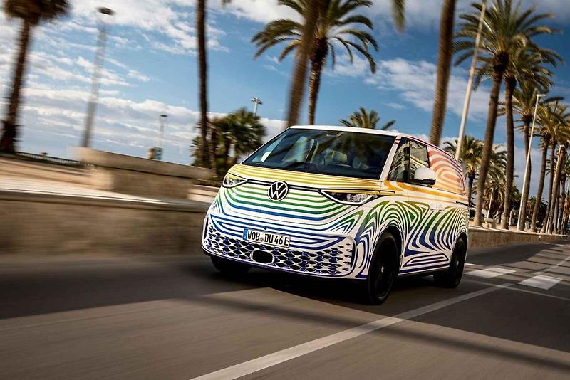 Poslední kamufláž vozu VW ID. Buzz před odhalením