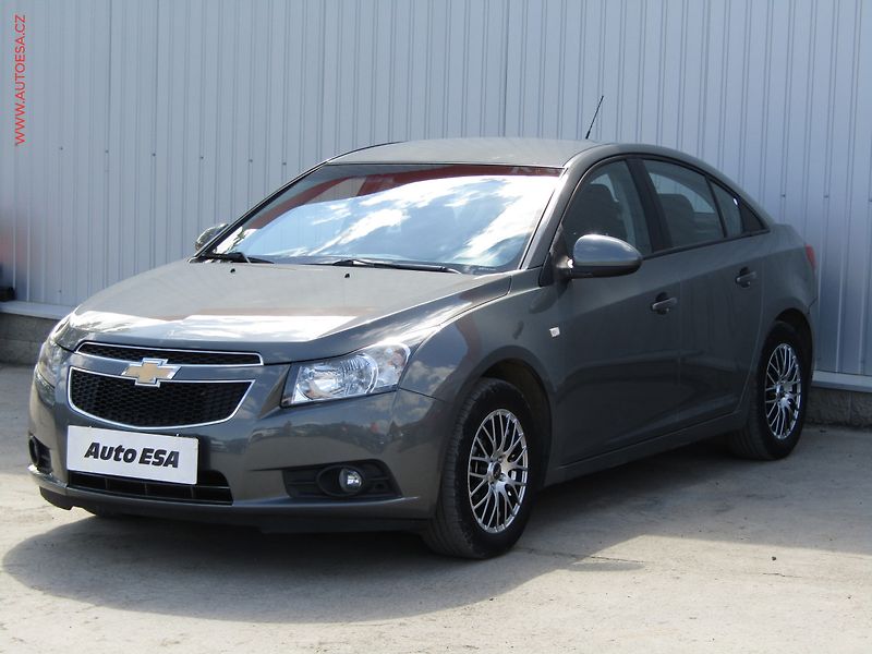 Chevrolet Cruze (2013) 1.8i, AC, temp - fotka 3 z 16