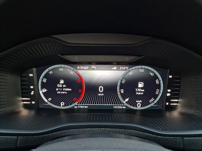 Škoda Karoq 2.0 TDI Style DSG,ČR,1.Maj - fotka 22 z 50