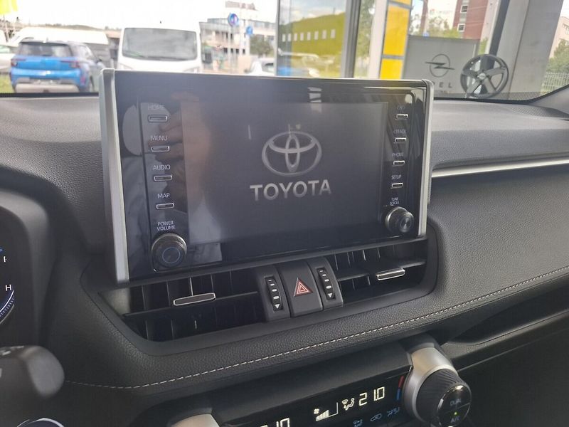 Toyota RAV4 2.5HEV 131KW 4x4 2022 - fotka 12 z 13