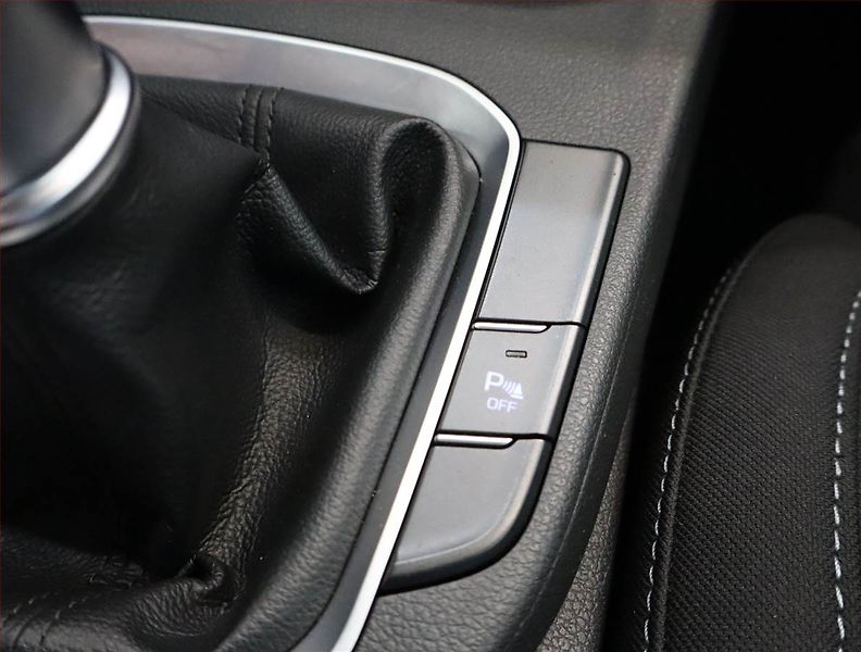 Hyundai i30 (2021) 1.6 CRDi, ČR,1.maj, Serv.kniha - fotka 21 z 23