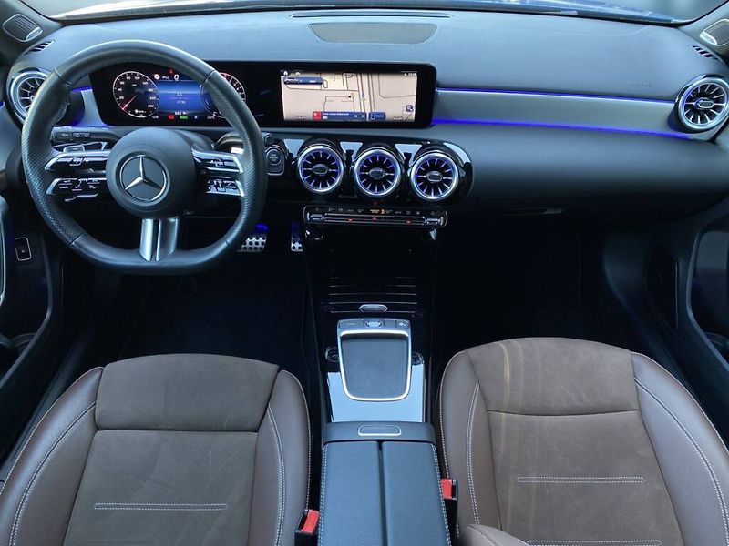 Mercedes-Benz Třídy A (2024) 250 e - fotka 12 z 28