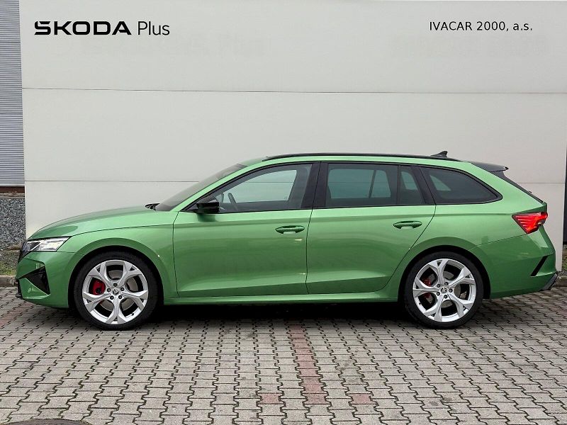 Škoda Octavia (2024) Combi 2.0 TSI 195 kW DSG RS - fotka 3 z 21