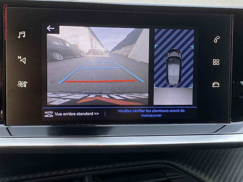 Peugeot 208 (2021) 1.2 PT, Allure, LED, navi - fotka 18 z 19