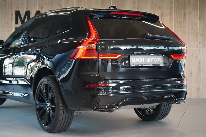 Volvo XC60 T8 PLUS Black Edition, 360°,HK - fotka 12 z 47