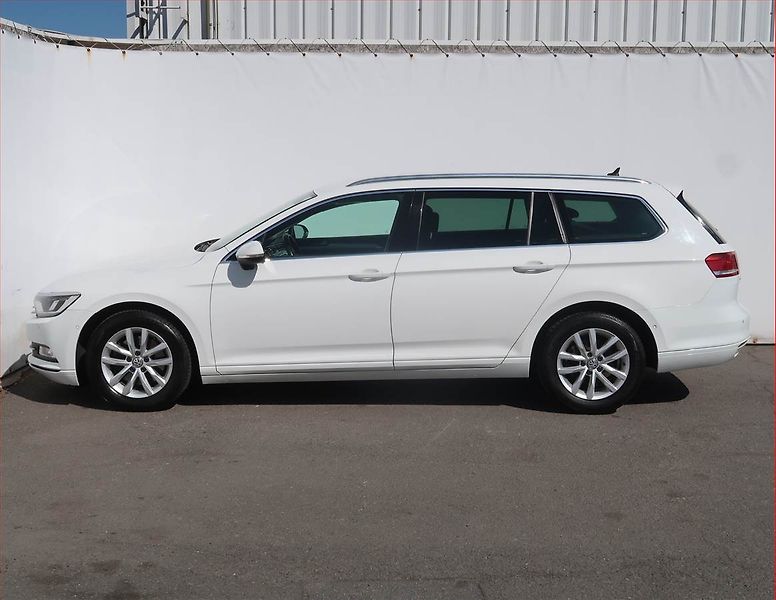 Volkswagen Passat (2015) Comfortline 2.0 TDI - fotka 3 z 15
