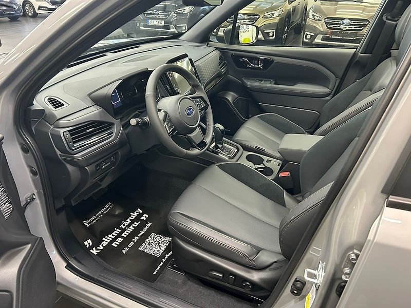 Subaru Forester (2025) 2.0 Touring 2025 4x4 nové | Zá - fotka 12 z 68