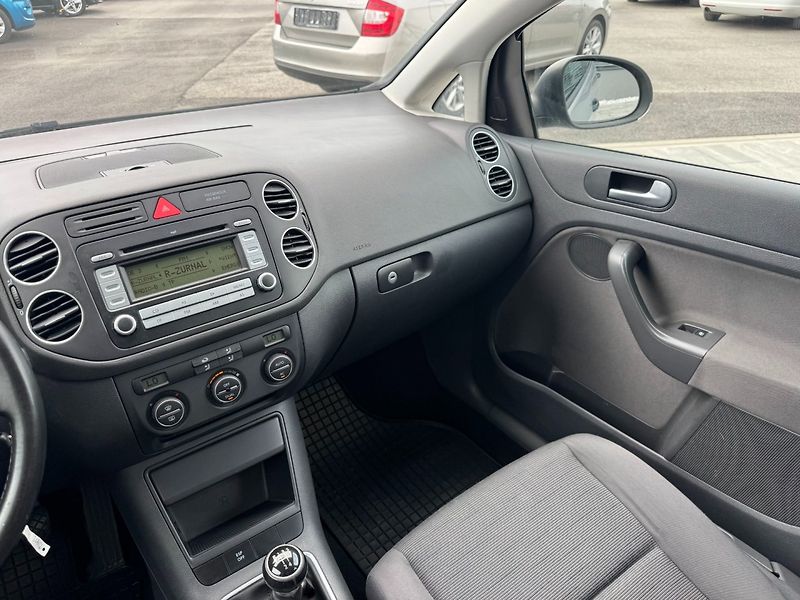 Volkswagen Golf Plus (2007) Comfortline 1.9 TDI 66kW - fotka 15 z 31