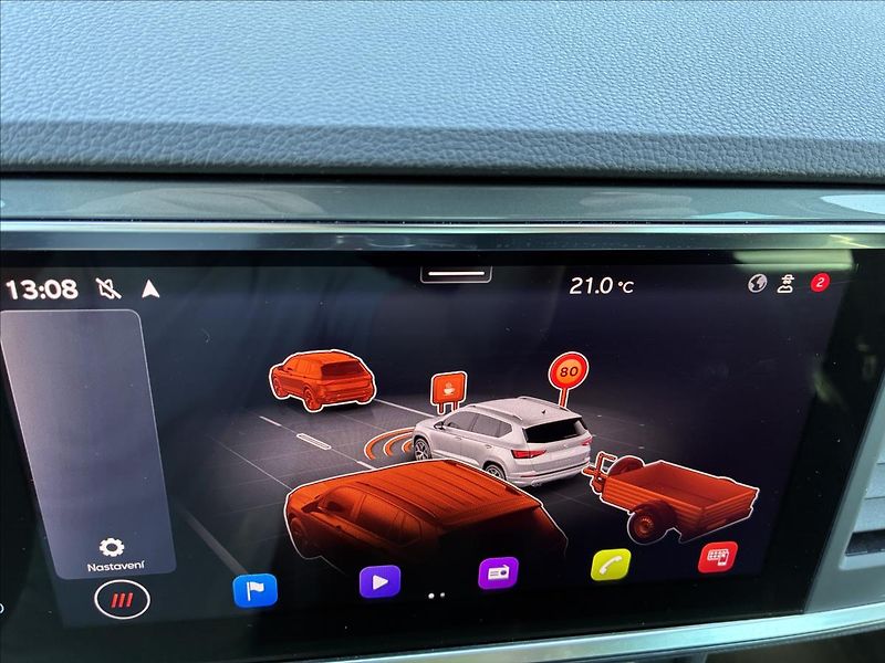 Seat Ateca 2,0 TDI TAŽNÉ,KAMERA,KŮŽE - fotka 25 z 35