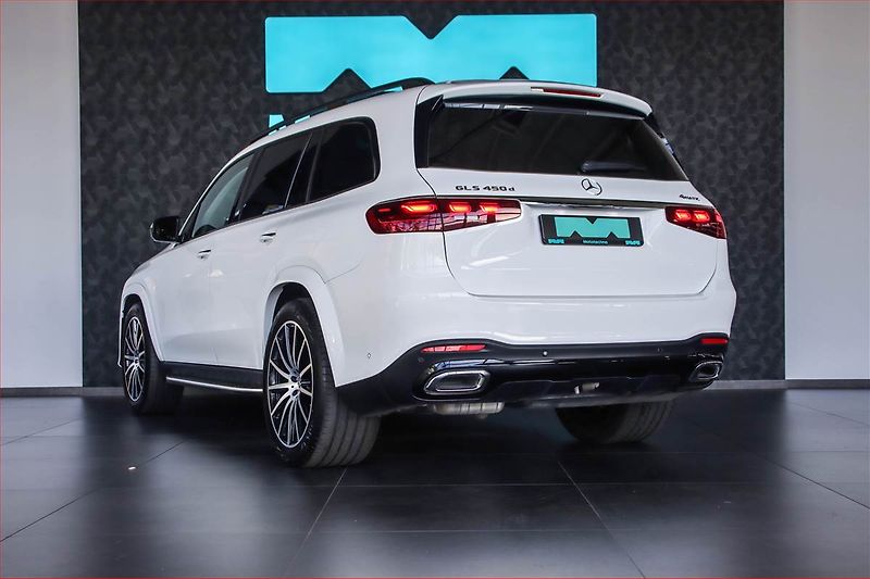 Mercedes-Benz GLS (2025) 450 d 4MATIC - fotka 4 z 24